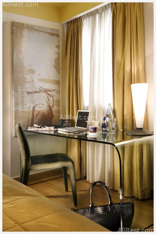 Eridanus Hotel 35